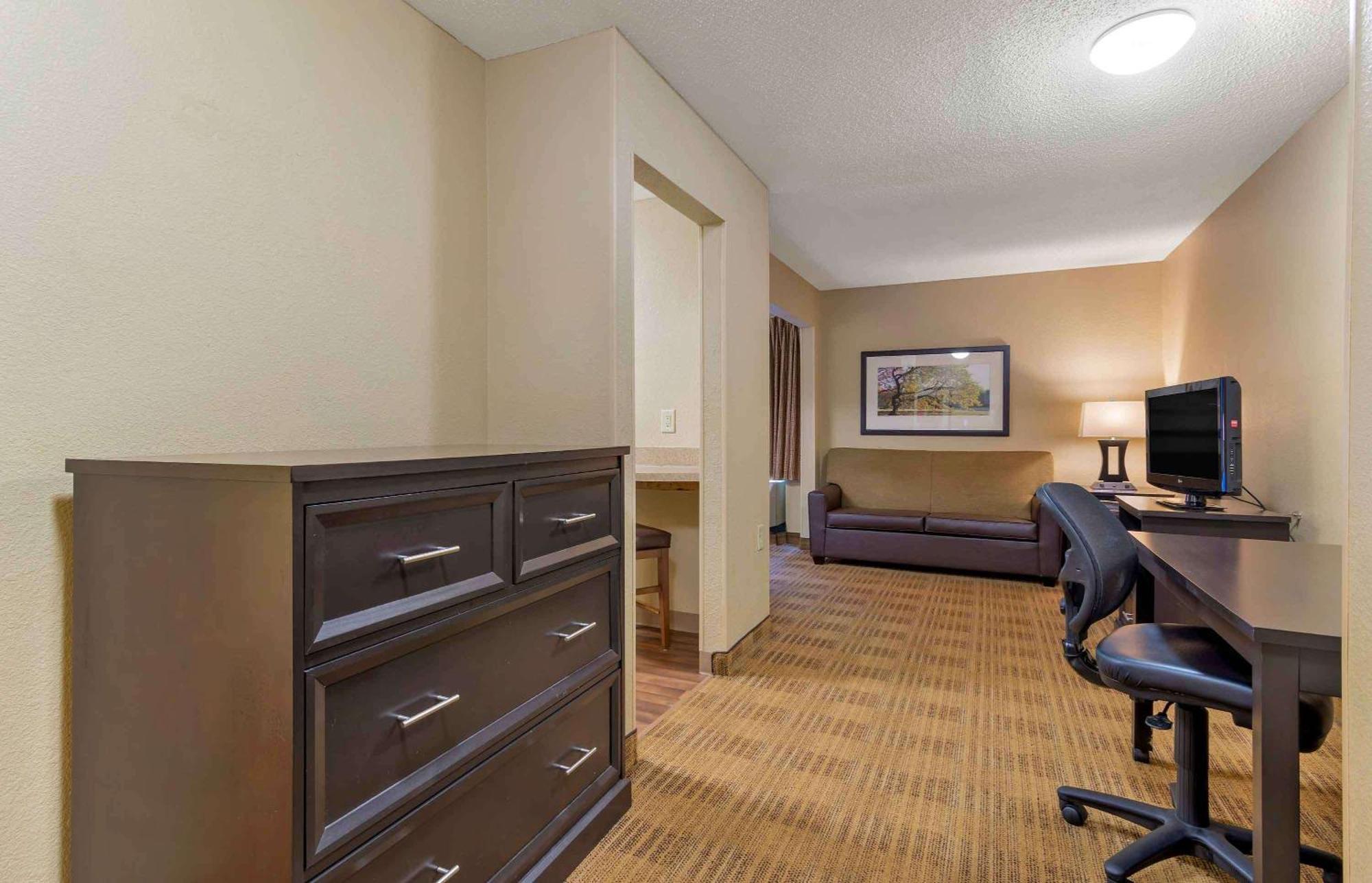 Extended Stay America Select Suites - Atlanta - Kennesaw Chastain Rd Bagian luar foto