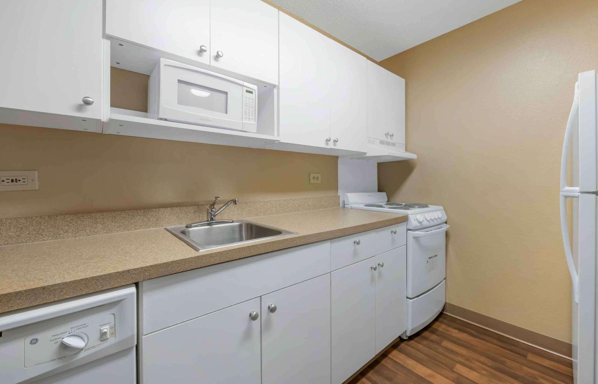 Extended Stay America Select Suites - Atlanta - Kennesaw Chastain Rd Bagian luar foto