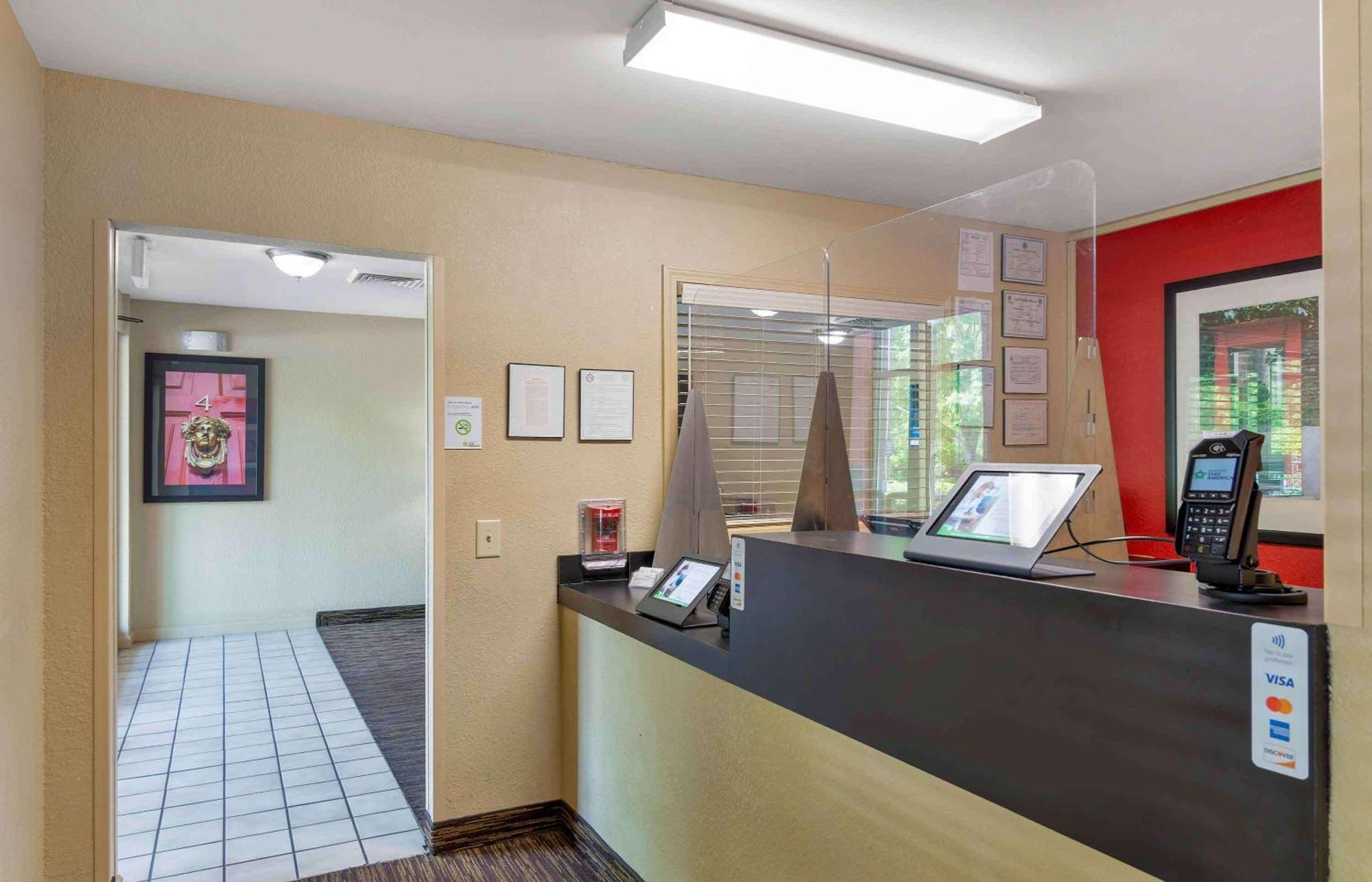 Extended Stay America Select Suites - Atlanta - Kennesaw Chastain Rd Bagian luar foto